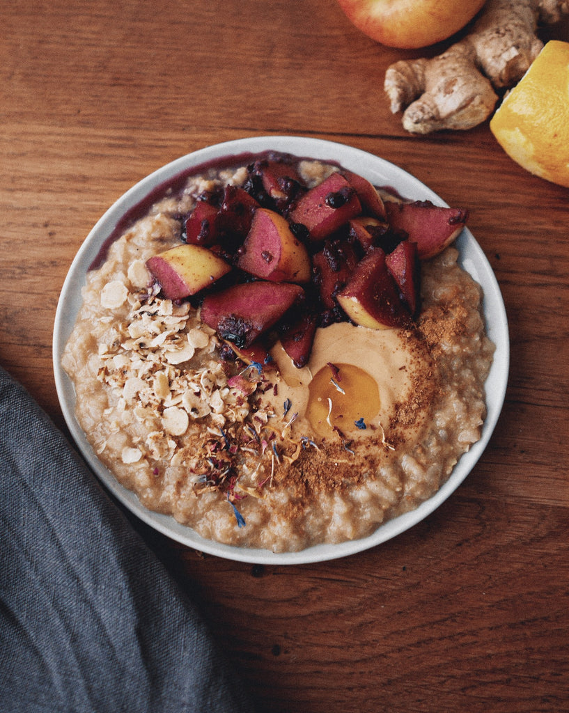 Glutenfreies Porridge mit Apfel-Kompott